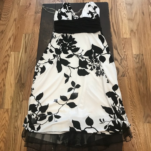 Black and white halter dress with tulle, Size M - Picture 1 of 1